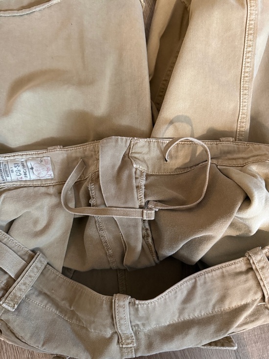 American Eagle Shorts khaki raw hem shorts size 38 - Picture 11 of 11